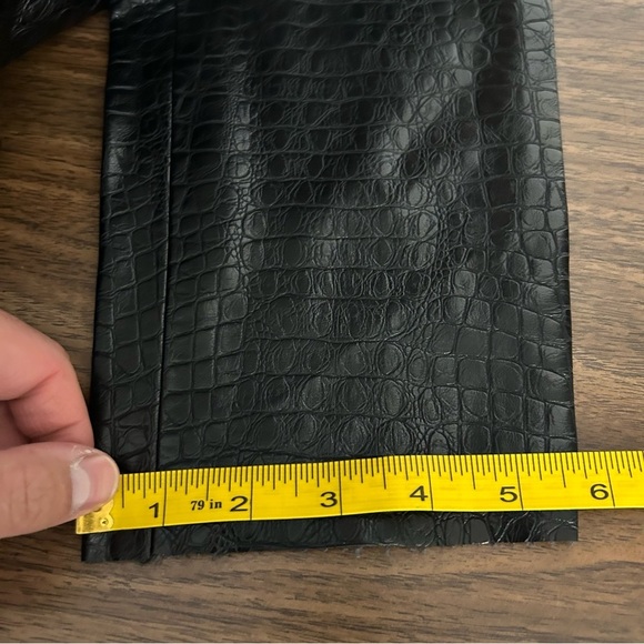 ❤️Zara Black Crocodile Pattern patent leather pants M - Picture 10 of 10